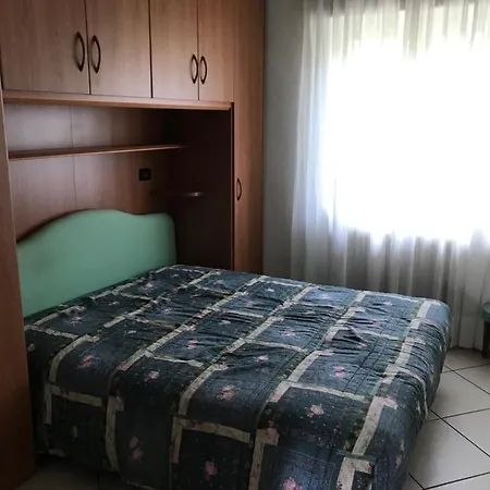 Villa Vacanze - Vicino Arona Pisano