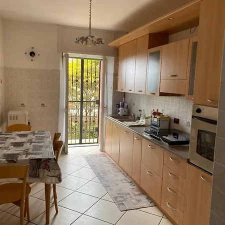 Villa Vacanze - Vicino Arona Pisano